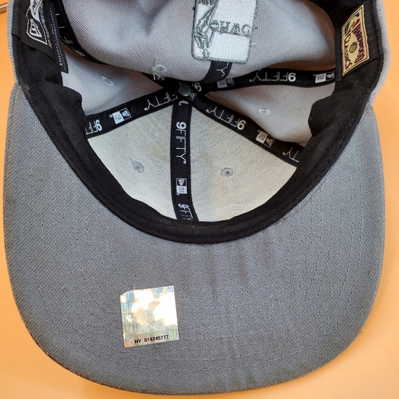 Chicago Bulls Windy City New-Era Classic SnapBack 9Fifty Cap - Picture 16 of 16